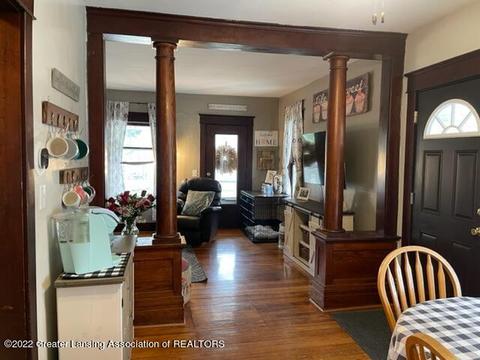 205 E Baldwin St, Saint Johns, MI 48879 photo 7