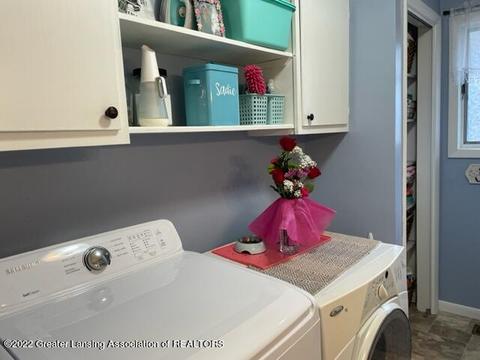 205 E Baldwin St, Saint Johns, MI 48879 photo 10
