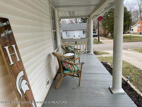 205 E Baldwin St, Saint Johns, MI 48879 photo 3
