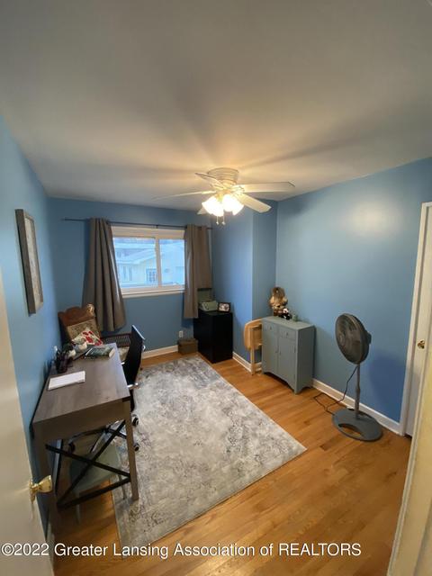 939 Fitting Ave, Lansing, MI 48917 photo 13