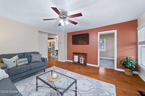 304 White St, Williamston, MI 48895 photo 4