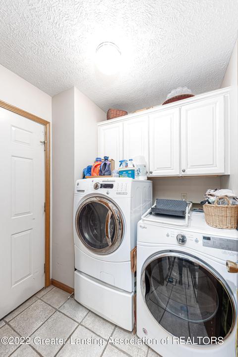 111 Windy Rush Ln, Dewitt, MI 48820 photo 11