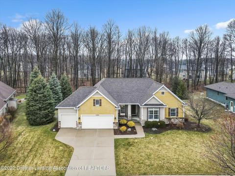 4360 Chancellor Dr, Dewitt, MI 48820 photo 1