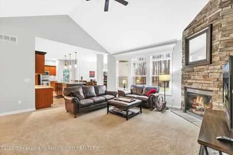 4360 Chancellor Dr, Dewitt, MI 48820 photo 8