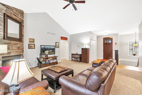 4360 Chancellor Dr, Dewitt, MI 48820 photo 6