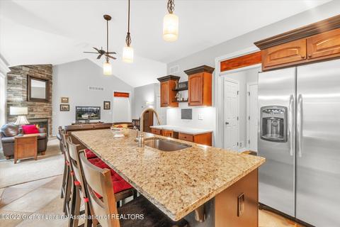 4360 Chancellor Dr, Dewitt, MI 48820 photo 11
