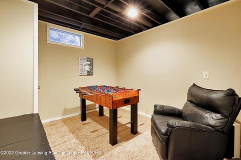 819 W Amesbury Dr, Dewitt, MI 48820 photo 31