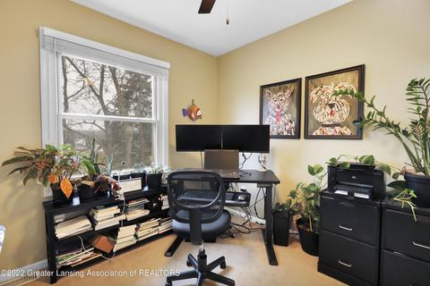 819 W Amesbury Dr, Dewitt, MI 48820 photo 24