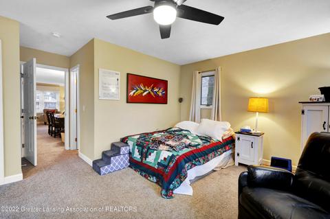 819 W Amesbury Dr, Dewitt, MI 48820 photo 16