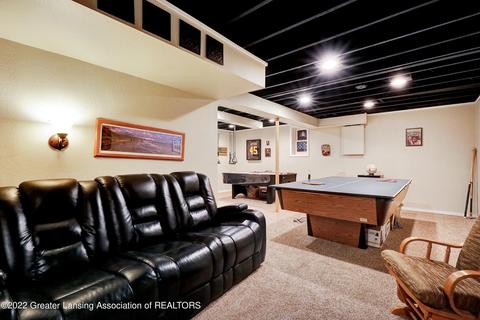 819 W Amesbury Dr, Dewitt, MI 48820 photo 32