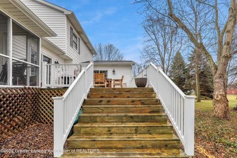 819 W Amesbury Dr, Dewitt, MI 48820 photo 40
