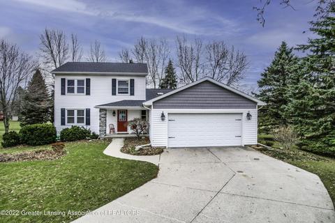 819 W Amesbury Dr, Dewitt, MI 48820 photo 1