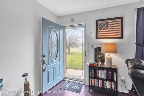 1545 E Stoll Rd, Lansing, MI 48906 photo 6