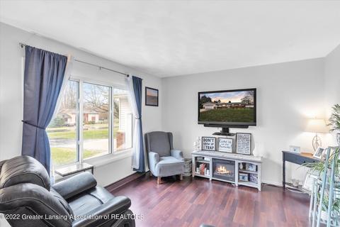 1545 E Stoll Rd, Lansing, MI 48906 photo 10