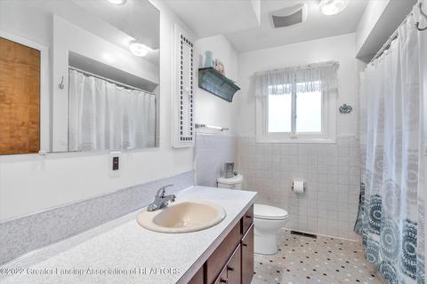 1545 E Stoll Rd, Lansing, MI 48906 photo 20