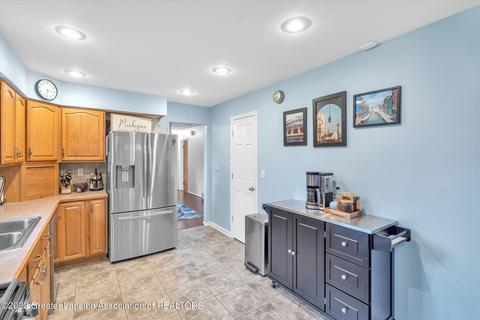 1545 E Stoll Rd, Lansing, MI 48906 photo 13