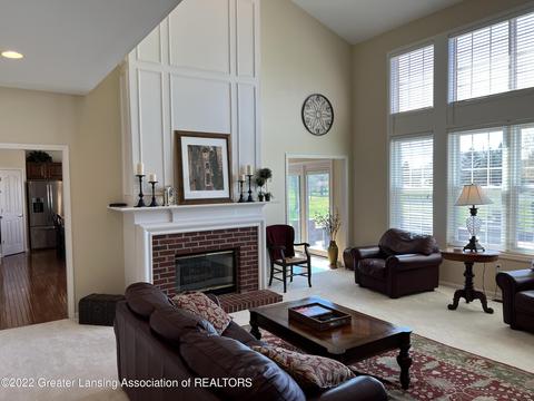 338 Sylvan Dr, Canton, MI 48188 photo 16