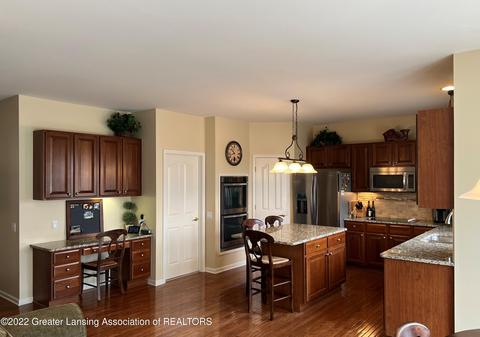 338 Sylvan Dr, Canton, MI 48188 photo 8