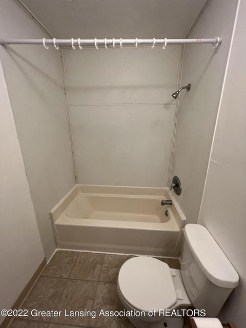 1518 Ormond St, Lansing, MI 48906 photo 20