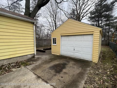 1518 Ormond St, Lansing, MI 48906 photo 23