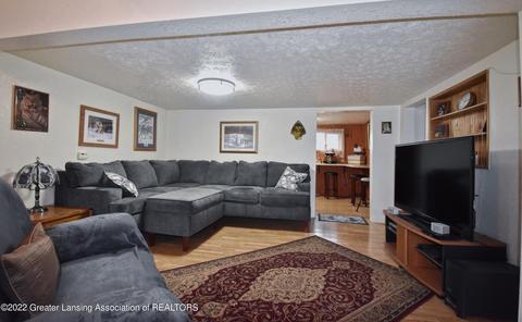 19 E Dexter Trl, Mason, MI 48854 photo 13
