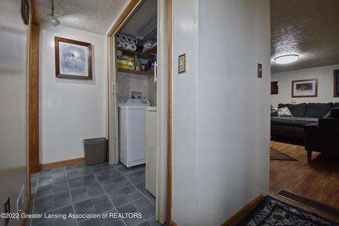 19 E Dexter Trl, Mason, MI 48854 photo 17