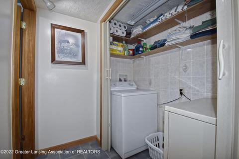 19 E Dexter Trl, Mason, MI 48854 photo 18