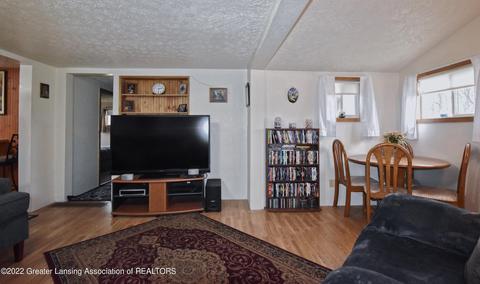 19 E Dexter Trl, Mason, MI 48854 photo 11