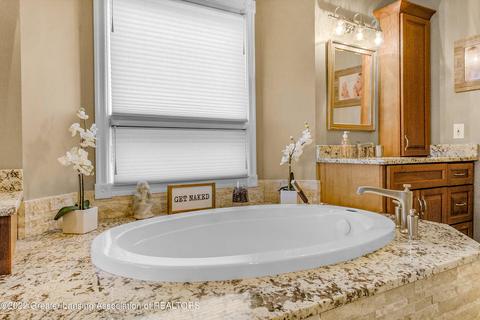 12875 Paradise Dr, Dewitt, MI 48820 photo 44