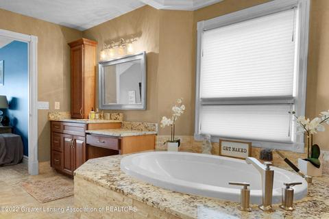 12875 Paradise Dr, Dewitt, MI 48820 photo 42