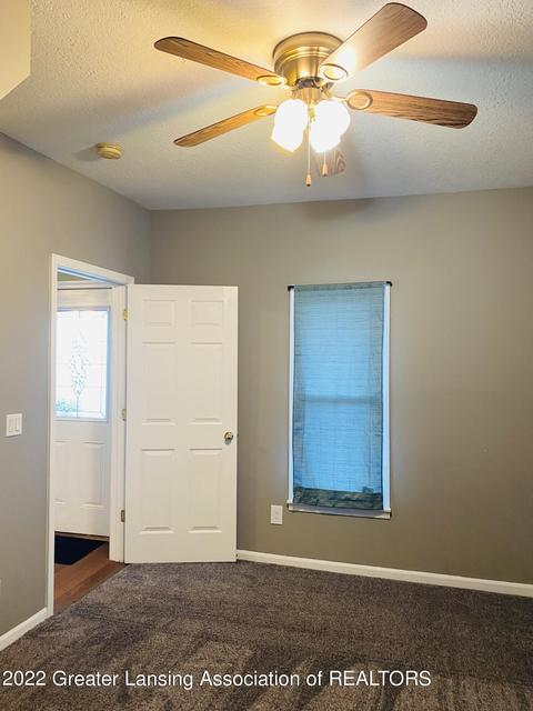 442 E Main St, Springport, MI 49284 photo 2
