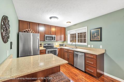 13850 G K Dr, Bath, MI 48808 photo 10