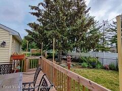 207 E Claremore Dr, Lansing, MI 48911 photo 17