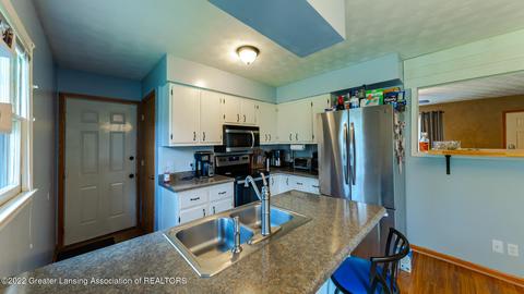 14371 Chandler Rd, Bath, MI 48808 photo 7