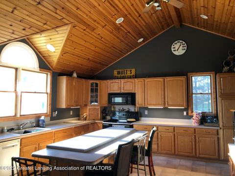 9690 Beardslee Rd, Perry, MI 48872 photo 4