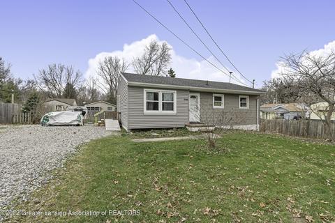 1782 Michael St, Haslett, MI 48840 photo 2