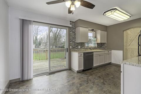 1782 Michael St, Haslett, MI 48840 photo 10