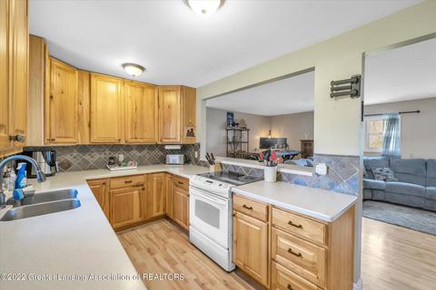 3483 S State Rd, Owosso, MI 48867 photo 6