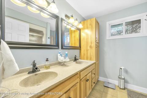 3483 S State Rd, Owosso, MI 48867 photo 17