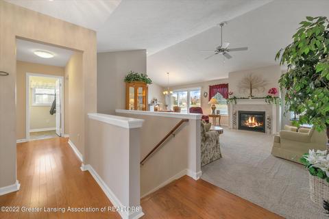 1217 Lobelia Ln, Dewitt, MI 48820 photo 7