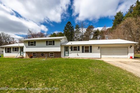 12464 Beardslee Rd, Perry, MI 48872 photo 1