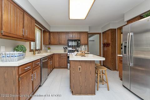 3233 Tecumseh River Rd, Lansing, MI 48906 photo 13