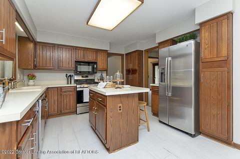 3233 Tecumseh River Rd, Lansing, MI 48906 photo 12