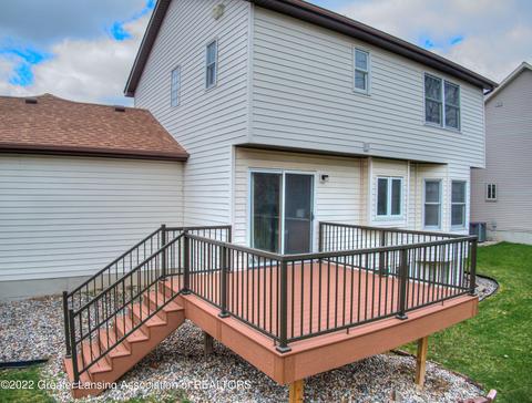 3900 Sun Rapids Dr, Okemos, MI 48864 photo 5