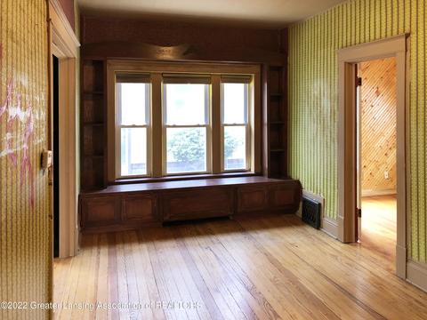 117 E Barnes Ave, Lansing, MI 48910 photo 5