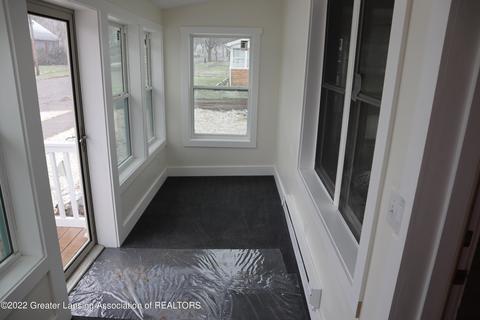 314 Hill St, Jackson, MI 49202 photo 4