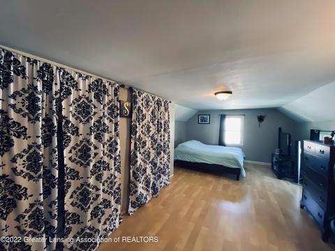 524 S Oak St, Maple Rapids, MI 48853 photo 18