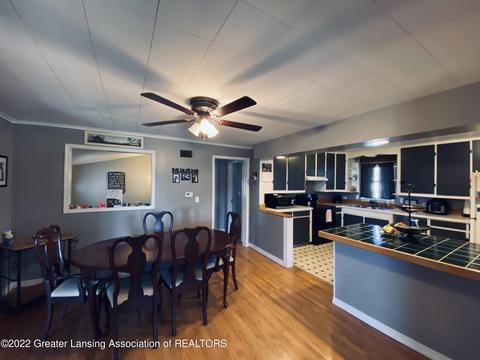 524 S Oak St, Maple Rapids, MI 48853 photo 14