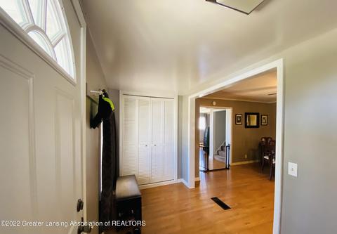 524 S Oak St, Maple Rapids, MI 48853 photo 6