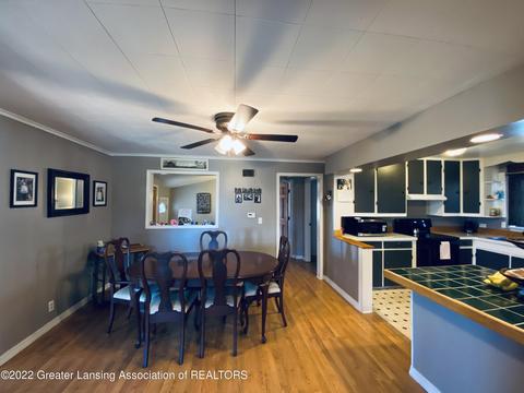 524 S Oak St, Maple Rapids, MI 48853 photo 13